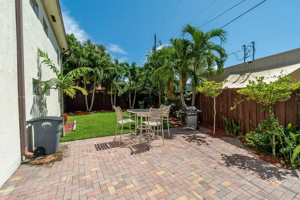 308 Southwind Court North Palm Beach FL 33408