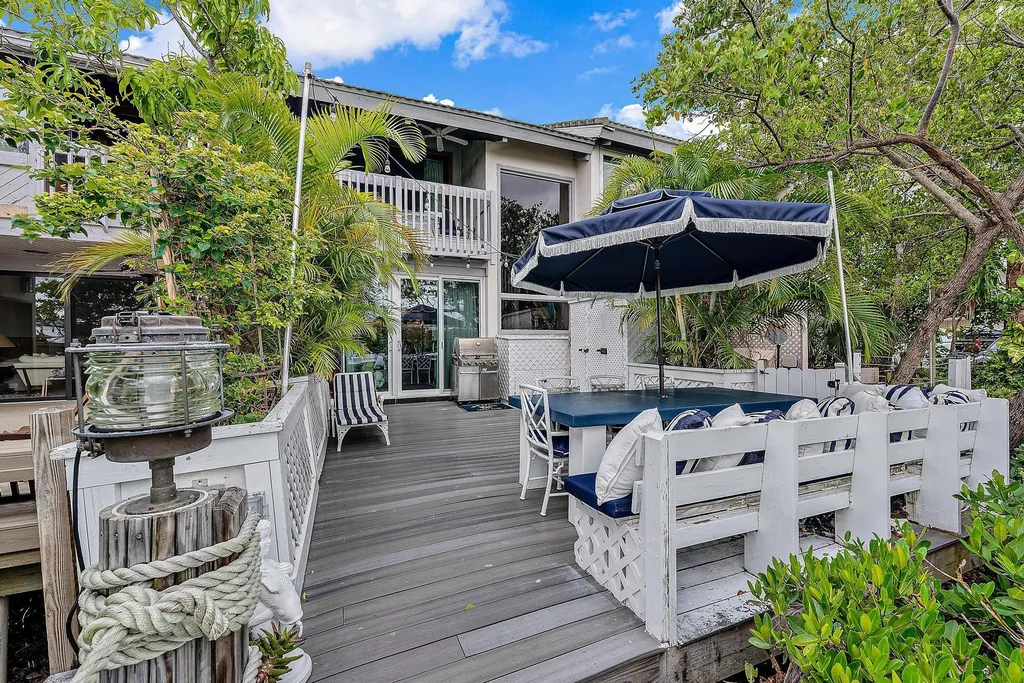 3543 S Ocean Boulevard South Palm Beach FL 33480