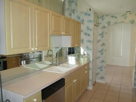 2866 Waters Edge Circle Greenacres FL 33413