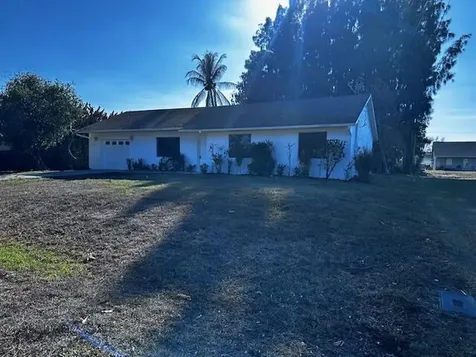 3245 SE Pinto Street Port St Lucie FL 34984