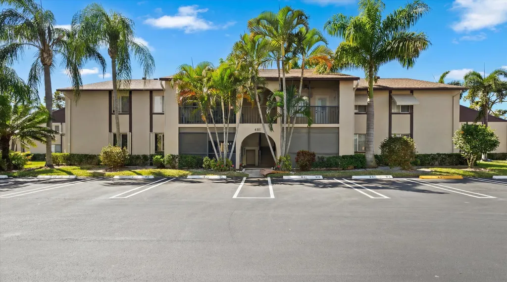 431 Pine Glen Lane Greenacres FL 33463
