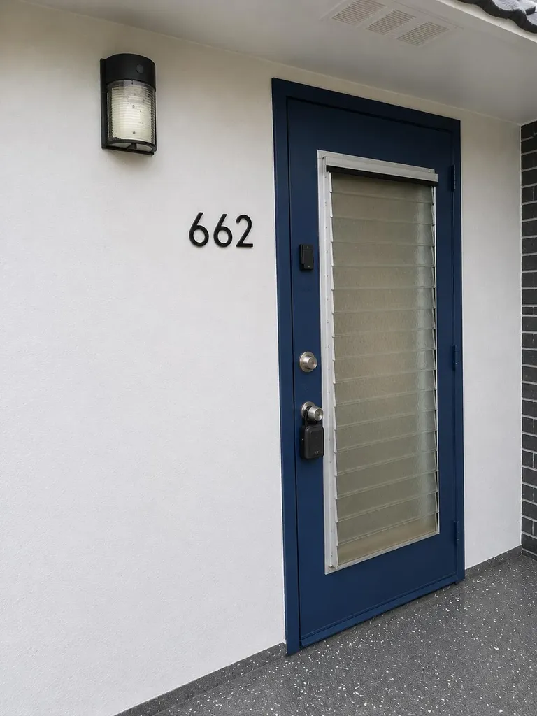 662 Saxony Trail N Delray Beach FL 33446