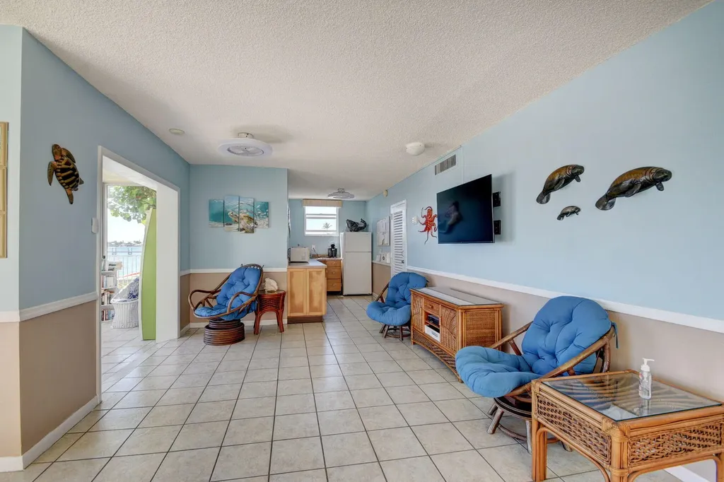 1810 New Palm Way Boynton Beach FL 33435