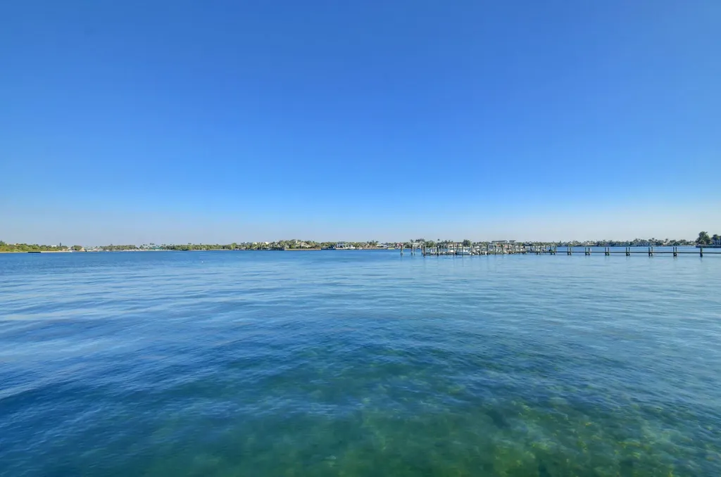1810 New Palm Way Boynton Beach FL 33435