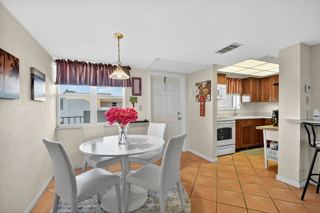 1810 New Palm Way Boynton Beach FL 33435