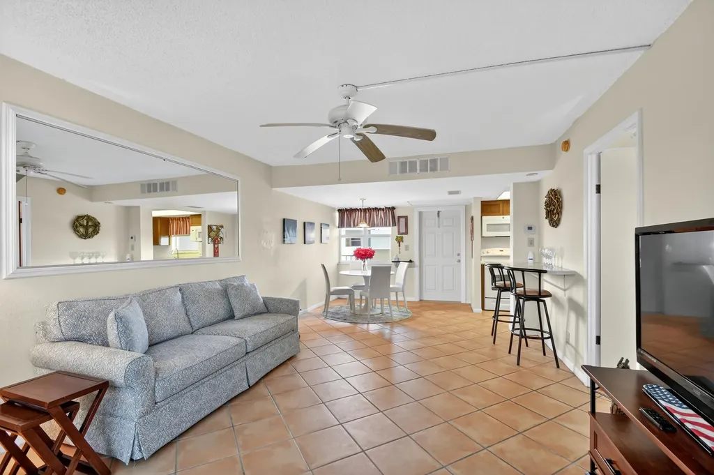 1810 New Palm Way Boynton Beach FL 33435
