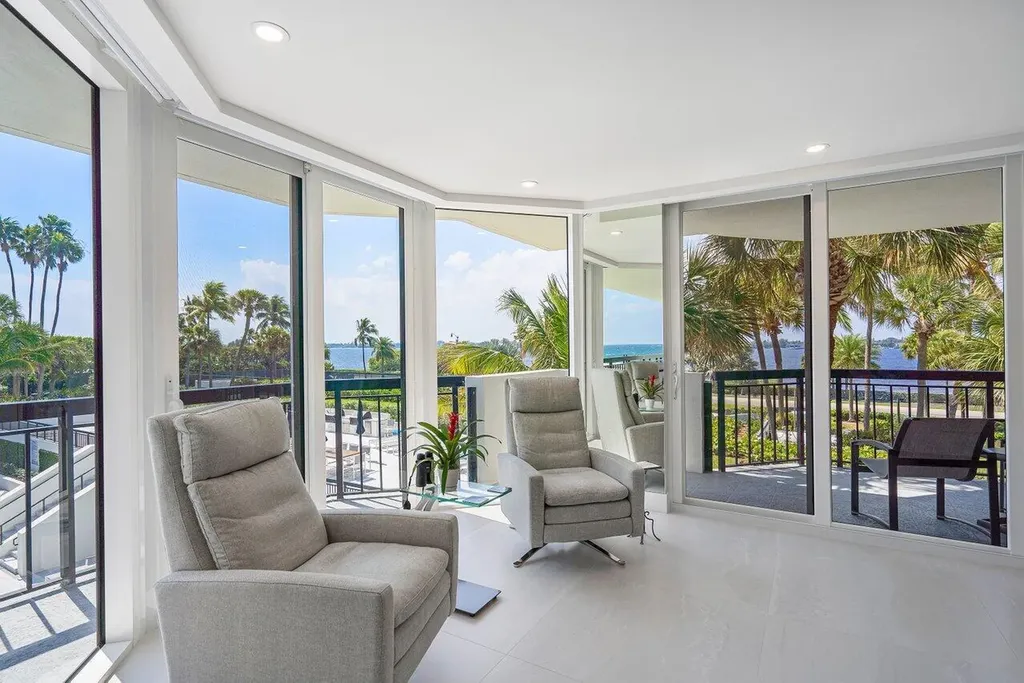 3140 S Ocean Boulevard Palm Beach FL 33480