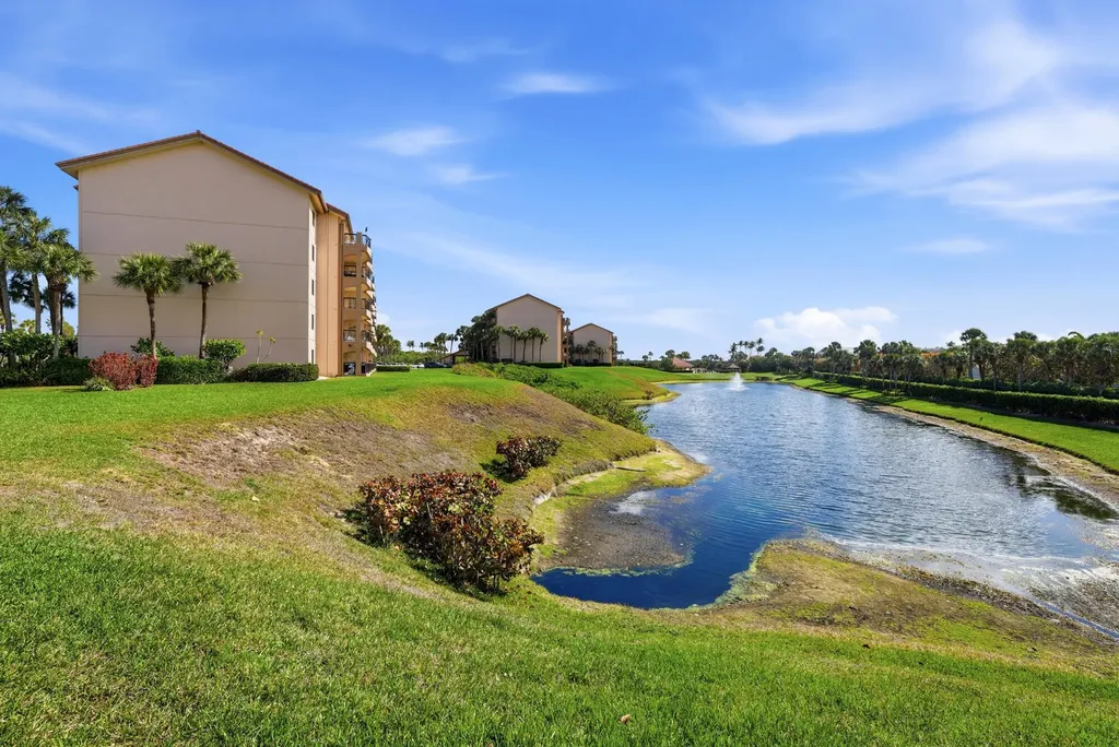401 Ocean Bluffs Boulevard Jupiter FL 33477