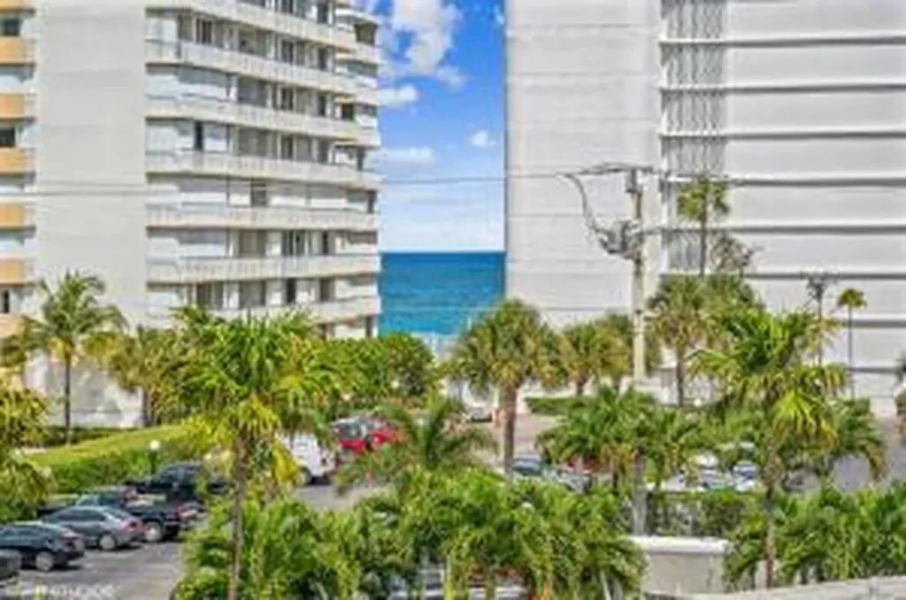 3589 S Ocean Boulevard South Palm Beach FL 33480