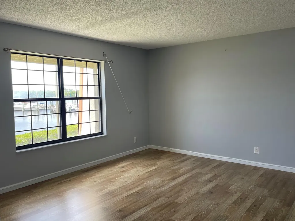 3100 SE Pruitt Road Port St Lucie FL 34952