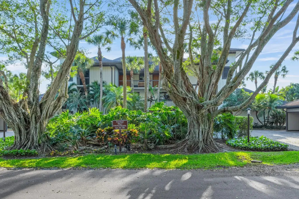 2785 Polo Island Drive Wellington FL 33414