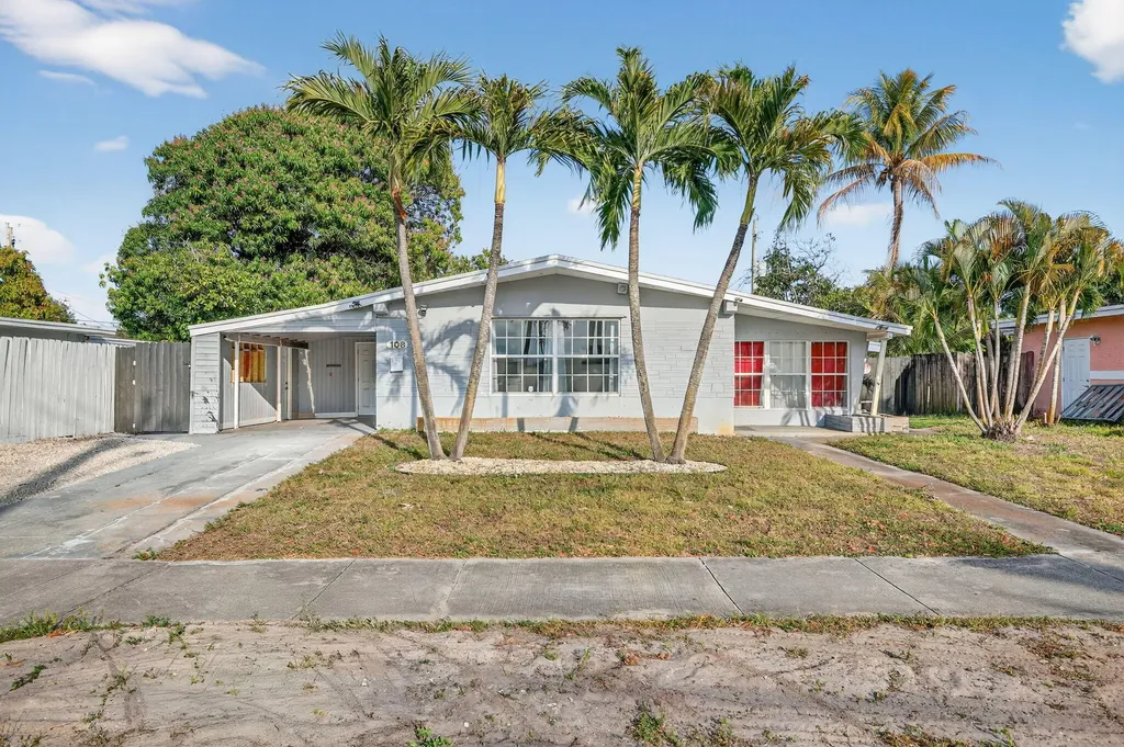 108 SW 24th Avenue Fort Lauderdale FL 33312