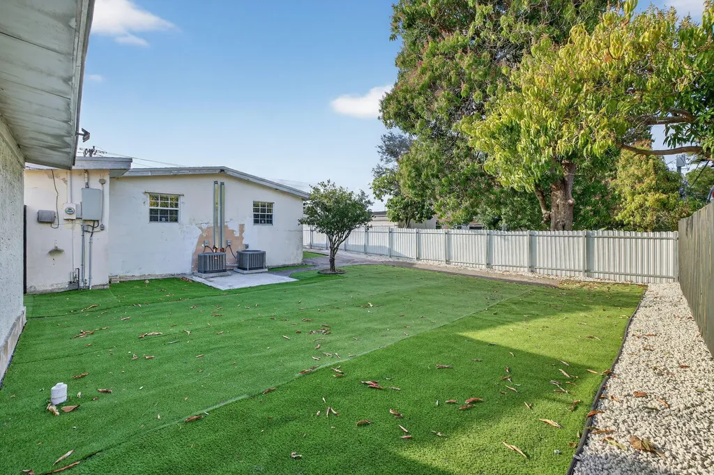 108 SW 24th Avenue Fort Lauderdale FL 33312