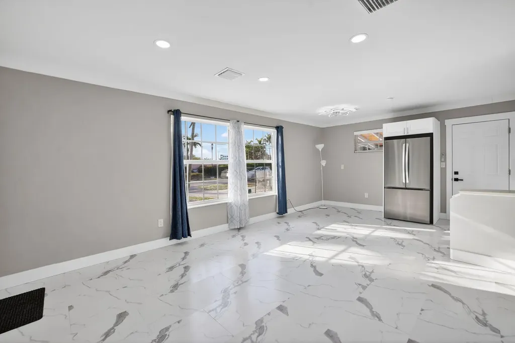 108 SW 24th Avenue Fort Lauderdale FL 33312