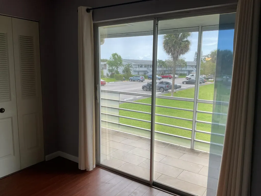 231 Berkshire K West Palm Beach FL 33417