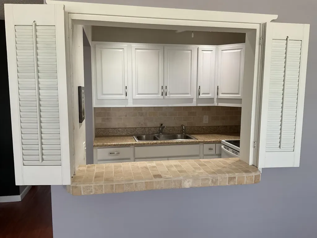 231 Berkshire K West Palm Beach FL 33417