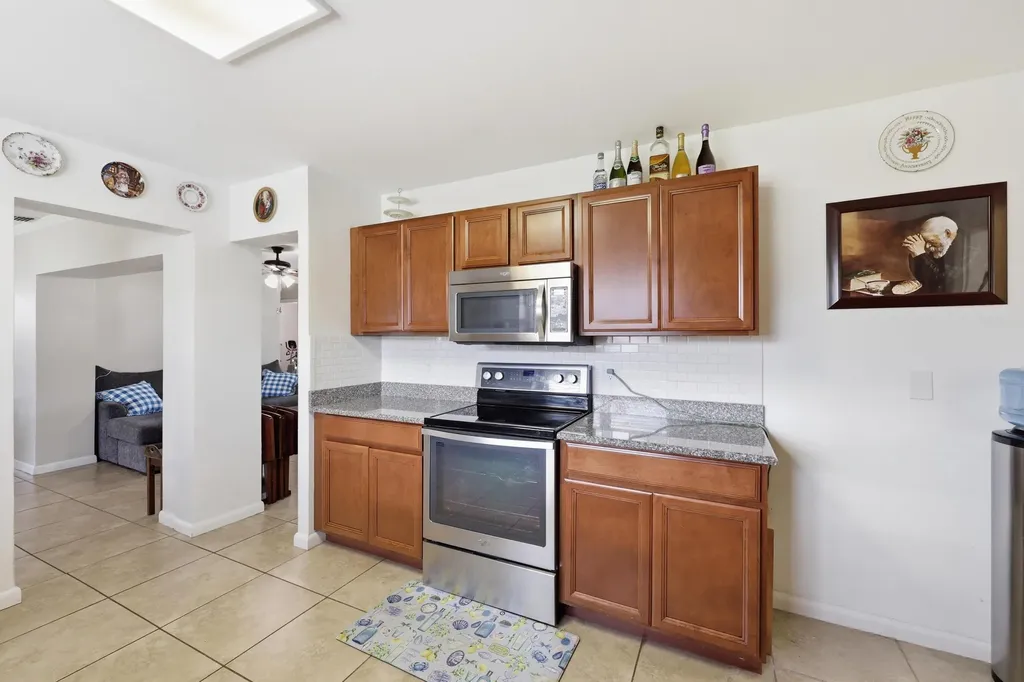 305 Circle E Jupiter FL 33458