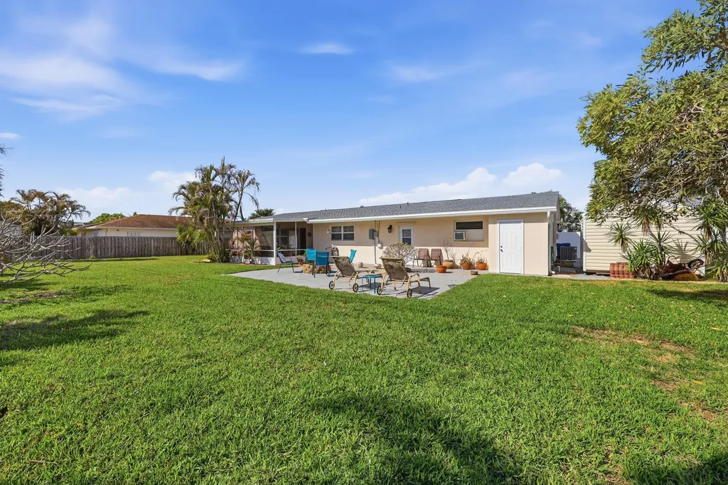 305 Circle E Jupiter FL 33458
