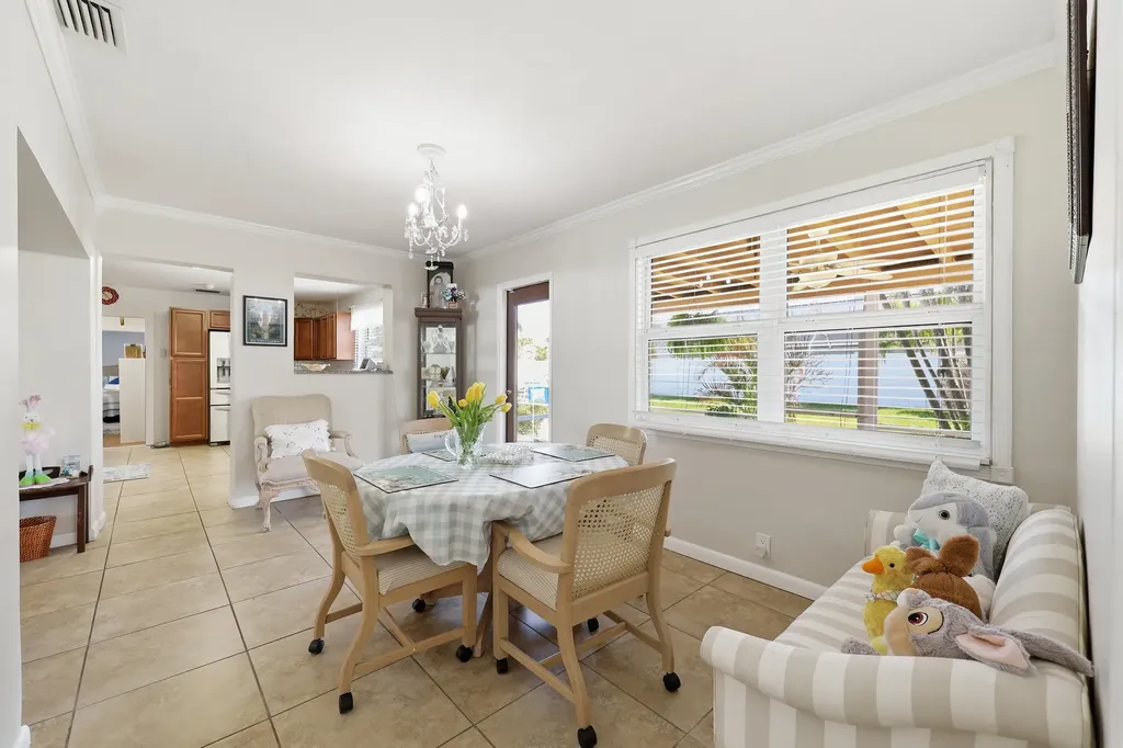305 Circle E Jupiter FL 33458