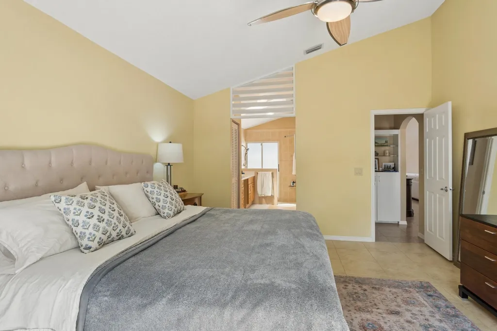 33 Selby Lane Palm Beach Gardens FL 33418