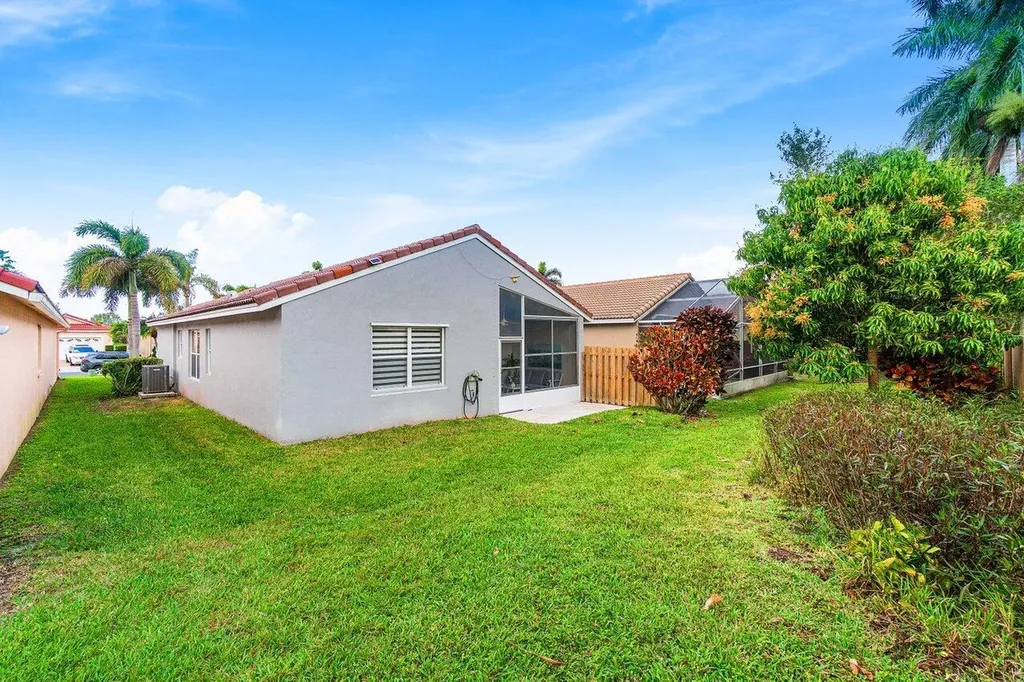 9562 Cherry Blossom Court Boynton Beach FL 33437