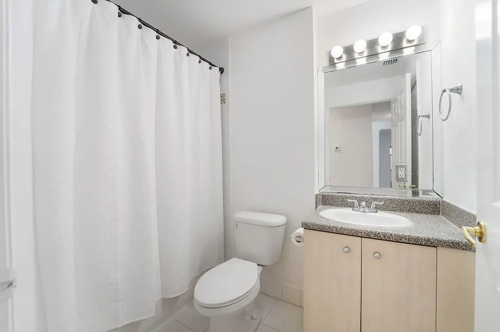 1805 N Flagler Drive West Palm Beach FL 33407