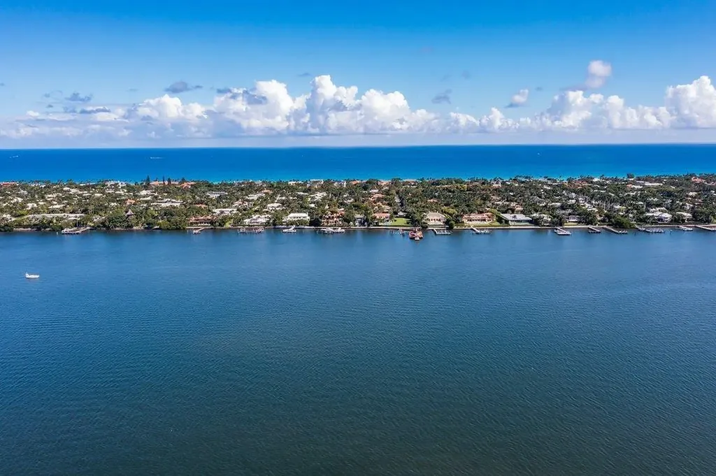 1805 N Flagler Drive West Palm Beach FL 33407