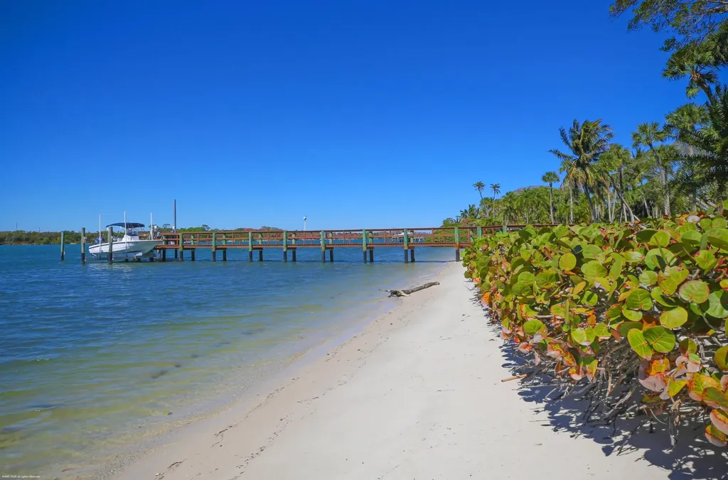 228 S Beach Road Jupiter Island FL 33455