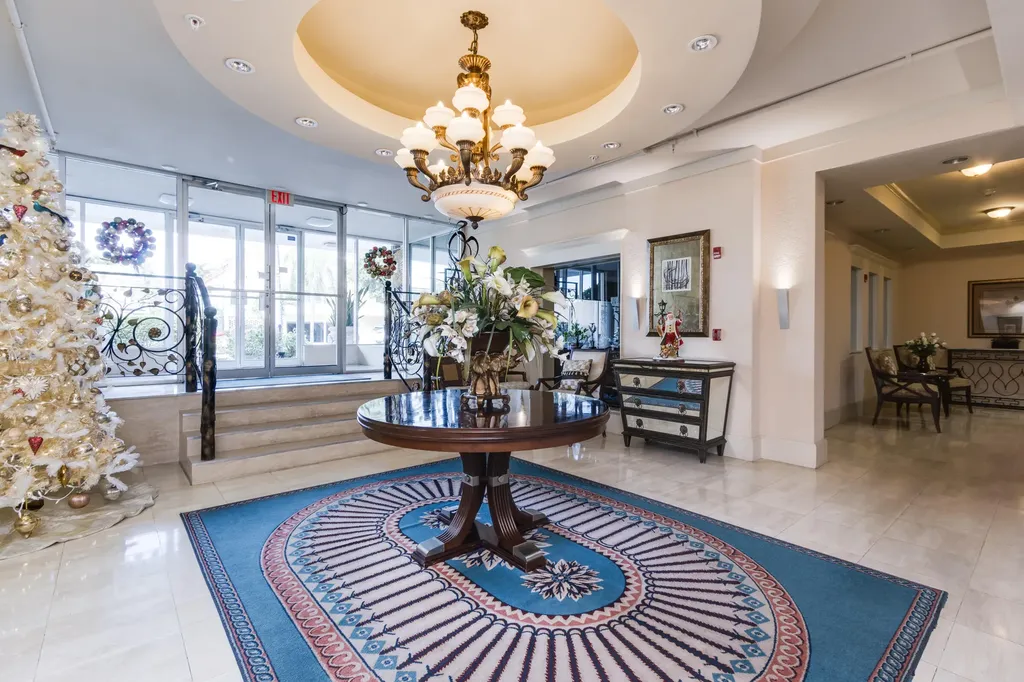 1000 Spanish River Road Boca Raton FL 33432