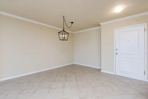 1000 Spanish River Road Boca Raton FL 33432