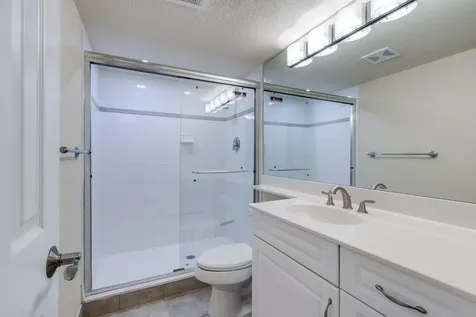 1000 Spanish River Road Boca Raton FL 33432