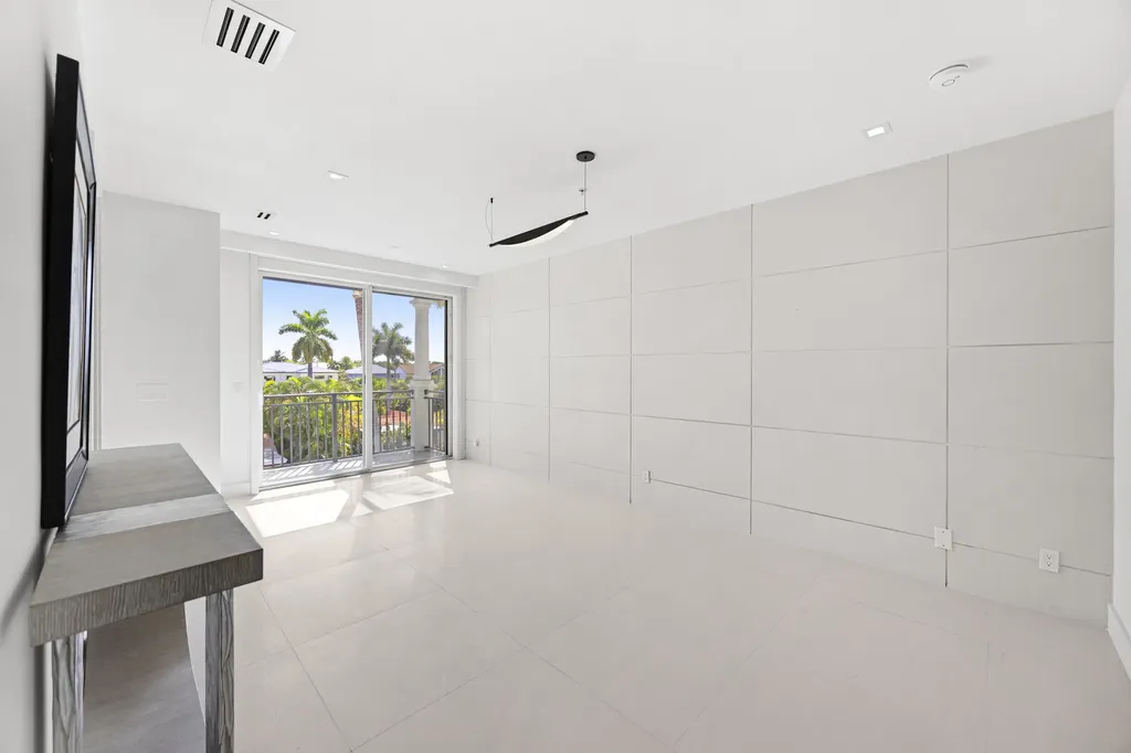 3055 Waterside Circle Boynton Beach FL 33435