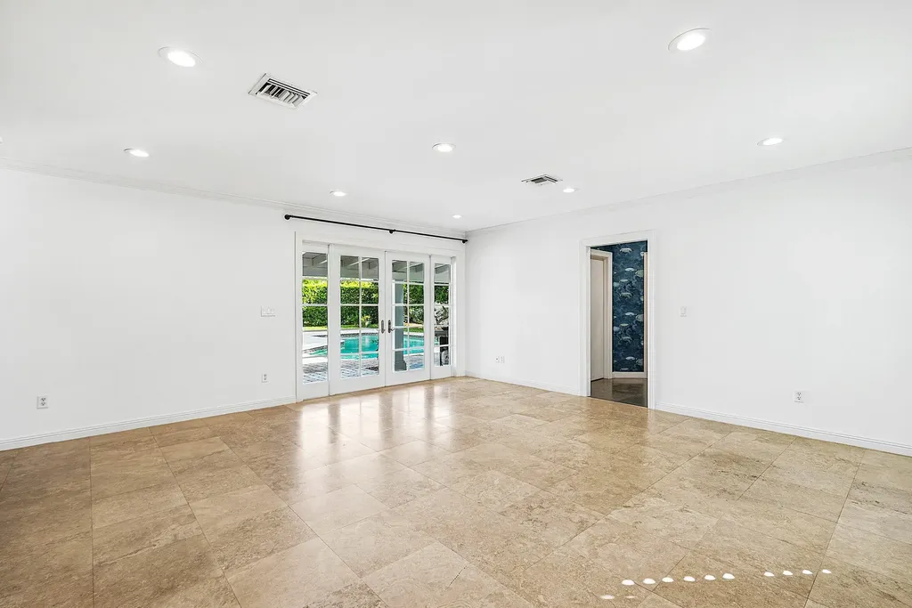 1103 NW 6th Avenue Delray Beach FL 33444