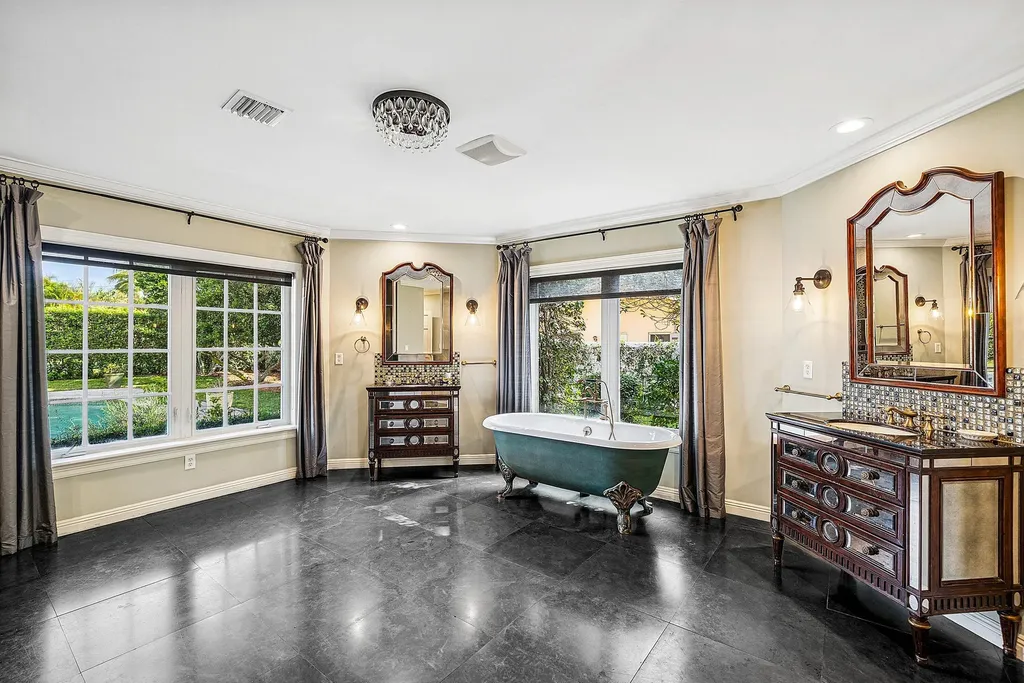 1103 NW 6th Avenue Delray Beach FL 33444