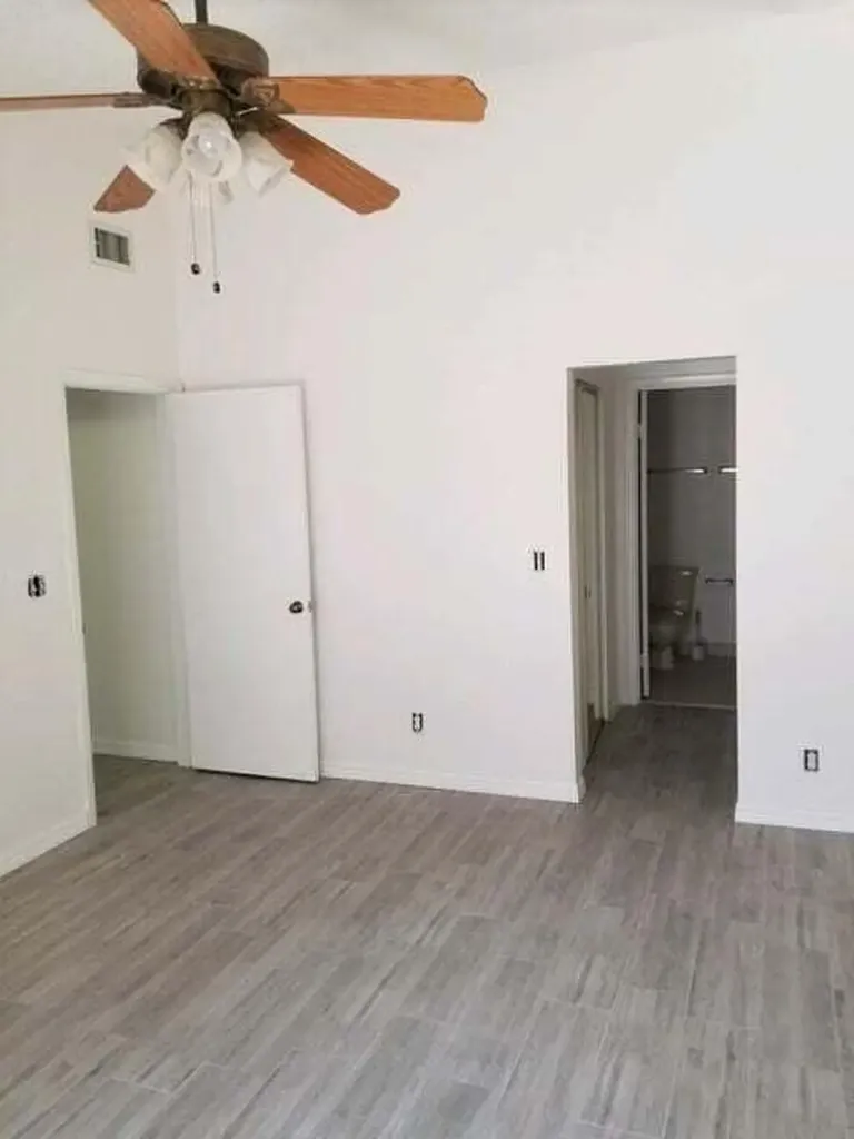 503 Springdale Circle Palm Springs FL 33461