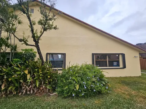 503 Springdale Circle Palm Springs FL 33461