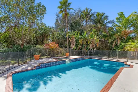 4162 Cedar Creek Ranch Circle Lake Worth FL 33467