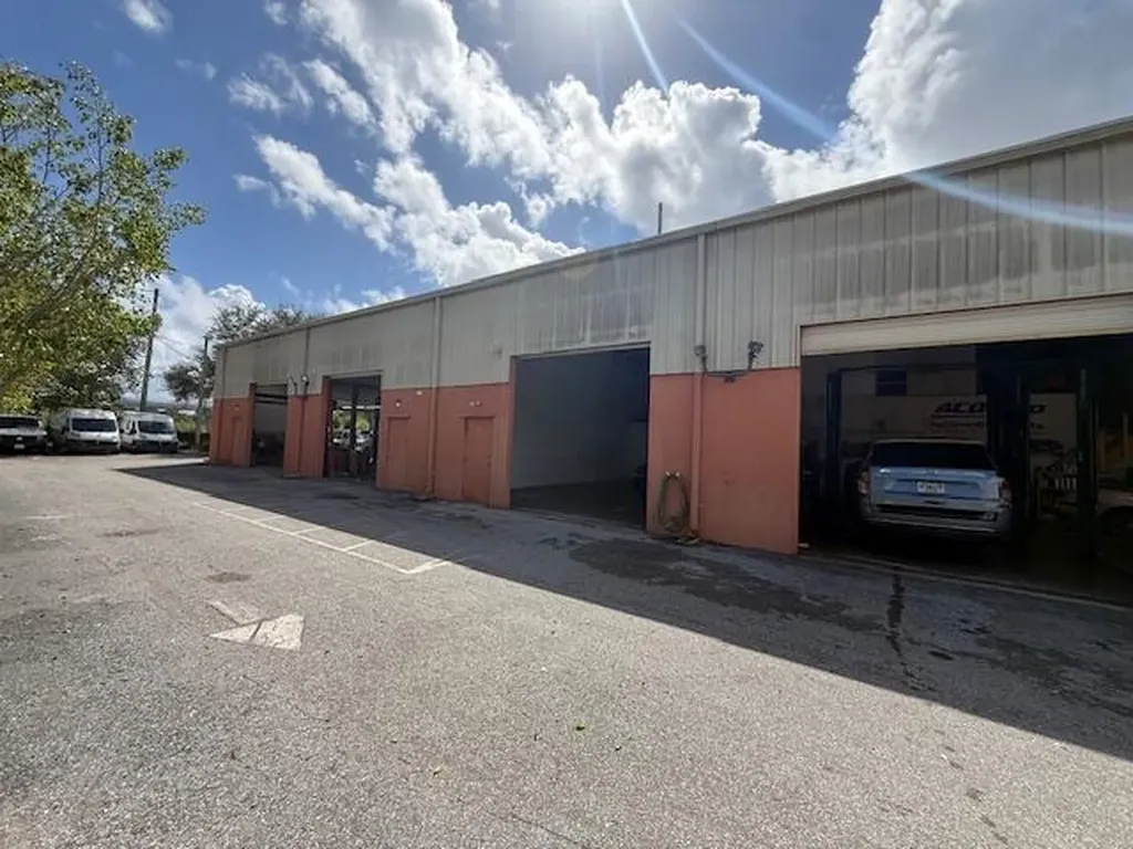 4401 Annette Street West Palm Beach FL 33409