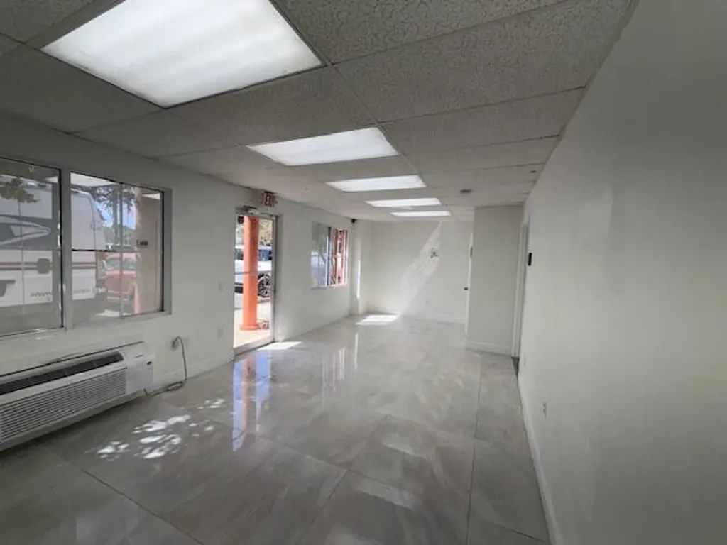 4401 Annette Street West Palm Beach FL 33409