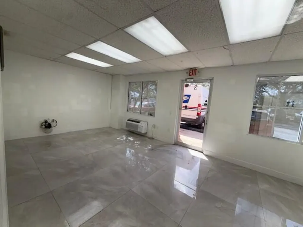 4401 Annette Street West Palm Beach FL 33409