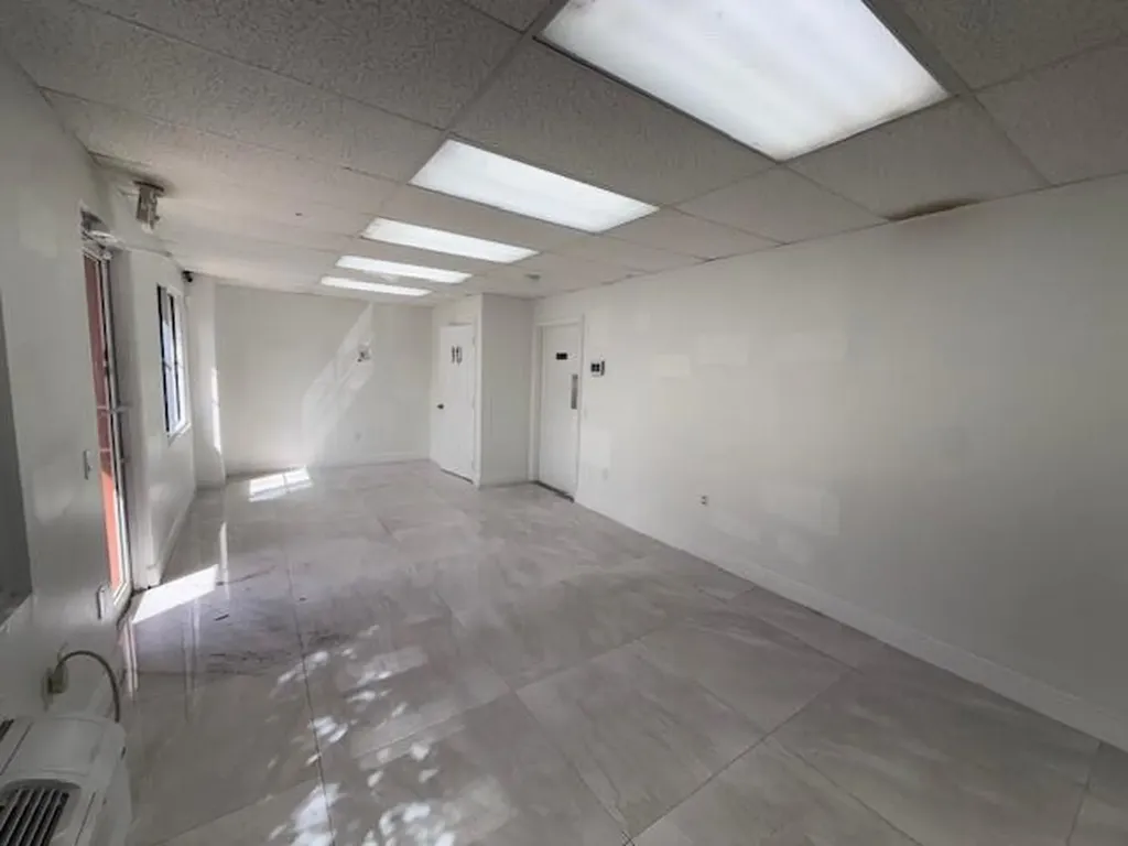4401 Annette Street West Palm Beach FL 33409