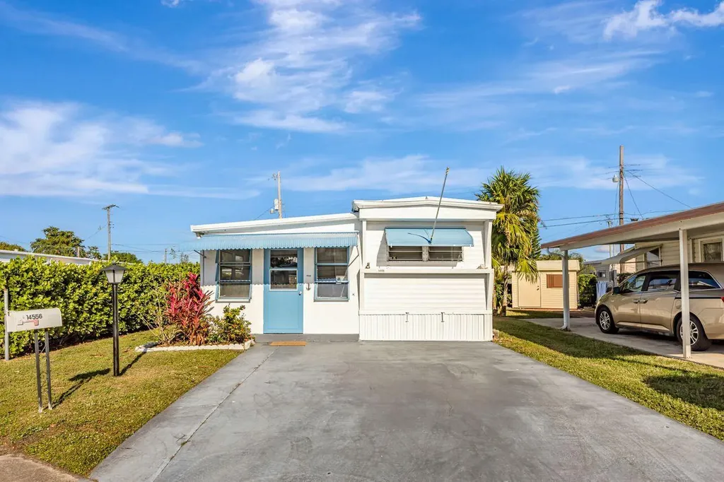 14556 Glenview Drive Delray Beach FL 33445