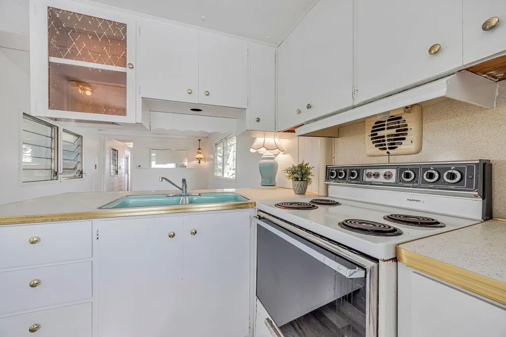 14556 Glenview Drive Delray Beach FL 33445