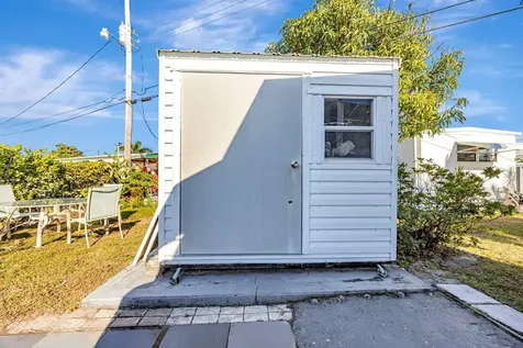 14556 Glenview Drive Delray Beach FL 33445