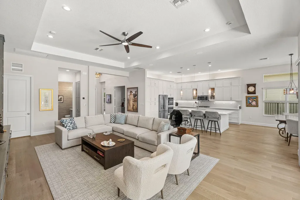9918 Pecorino Isle Boynton Beach FL 33473