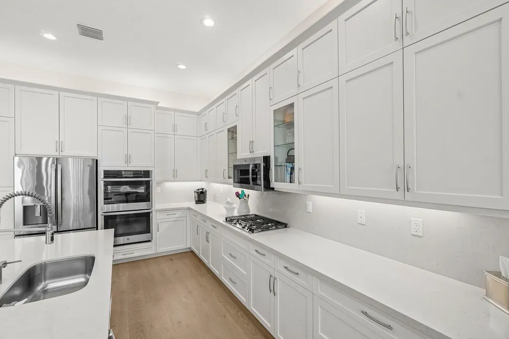 9918 Pecorino Isle Boynton Beach FL 33473