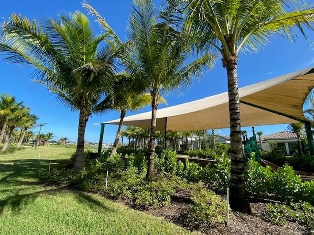 10910 Hubbard Court Palm Beach Gardens FL 33412