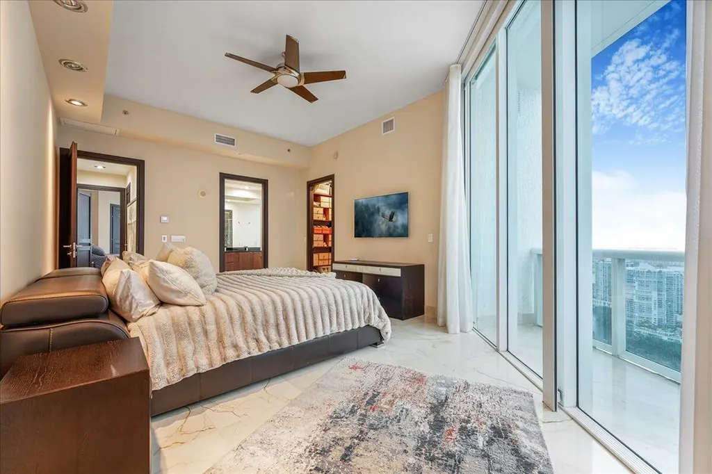 15901 Collins Avenue Sunny Isles Beach FL 33160