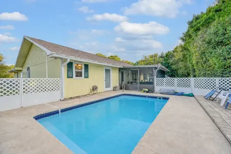 8690 Shadylake Lane Fort Pierce FL 34947