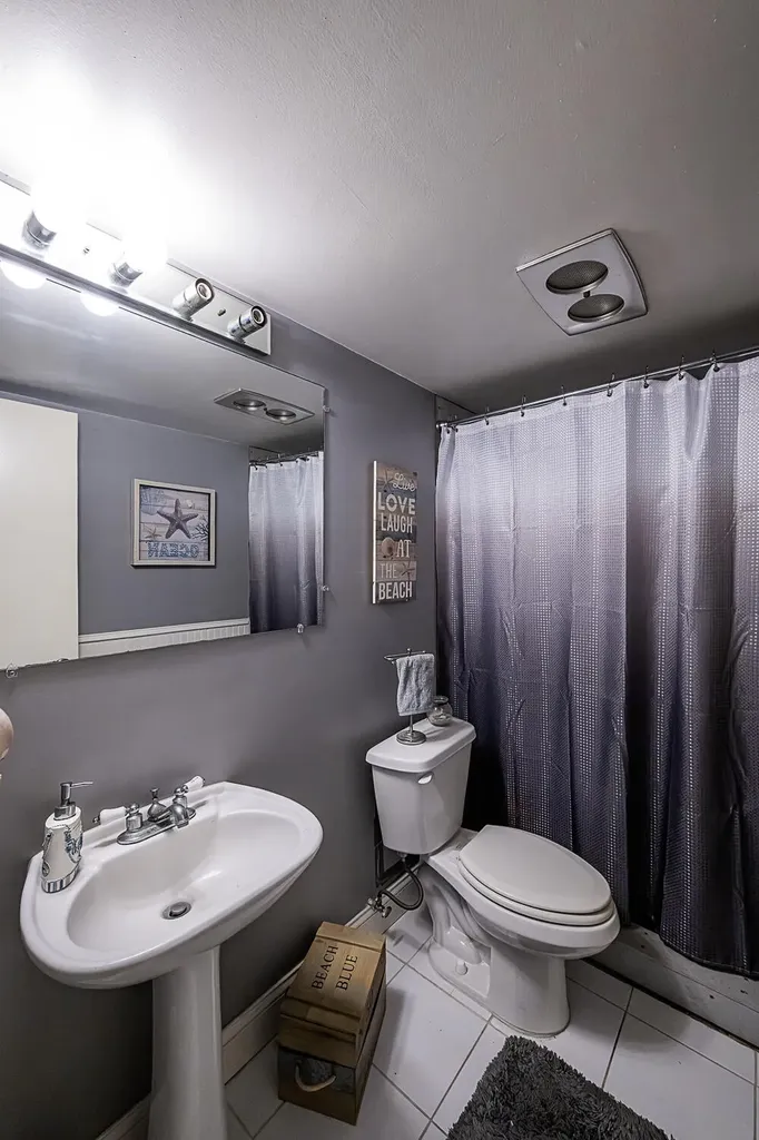 714 Northlake Court North Palm Beach FL 33408